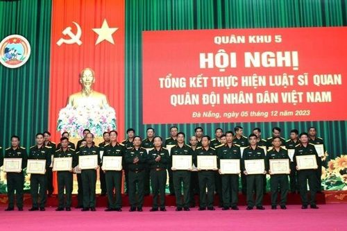 Tổng kết Luật Sĩ quan QĐND Việt Nam: Đề xuất tăng tuổi nghỉ hưu, trần quân hàm