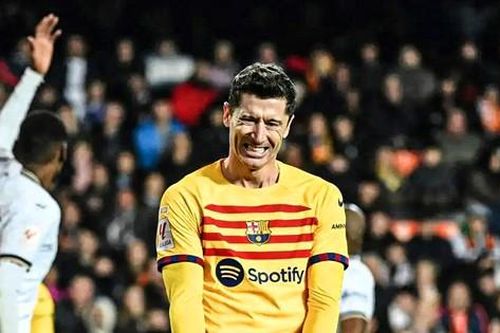 Mất điểm trước đối thủ yếu, Barca khủng hoảng chưa từng có