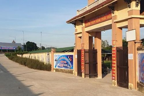 Xô xát với bạn giờ ra chơi, nam sinh bị ngã nứt xương sọ não