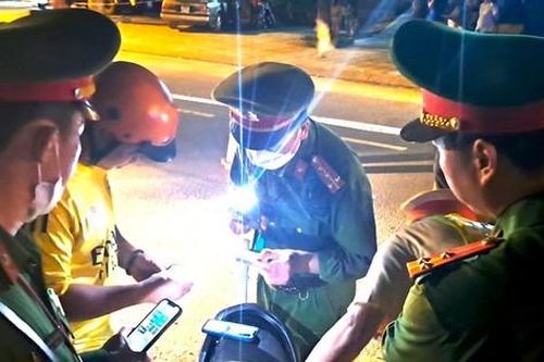 Đề nghị kiểm điểm 3 cán bộ của TP.Kon Tum do vi phạm về an toàn giao thông