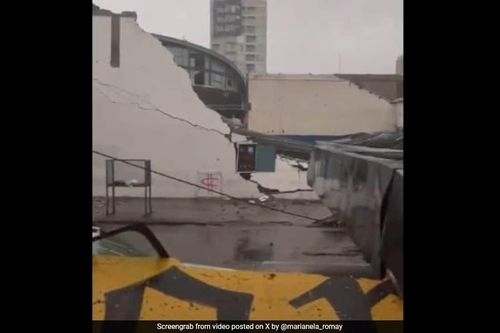 Argentina: 13 người thiệt mạng khi mái sân trượt ván đổ sập