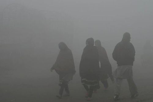 Pakistan sử dụng mưa nhân tạo để chống khói bụi