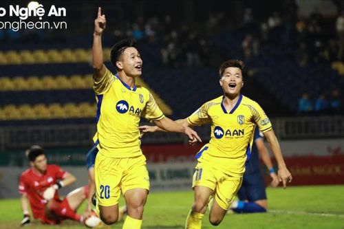 Sông Lam Nghệ An giành chiến thắng đầu tiên tại V.League 2023/2024
