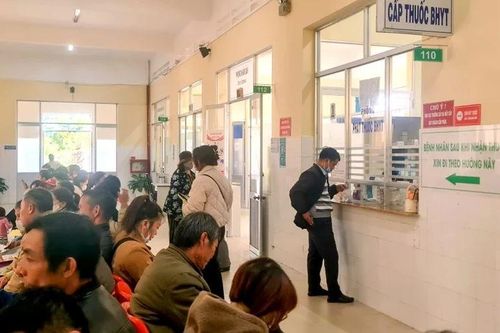 Lâm Đồng: Trục lợi bảo hiểm y tế, một bác sỹ bị khởi tố và bắt tạm giam