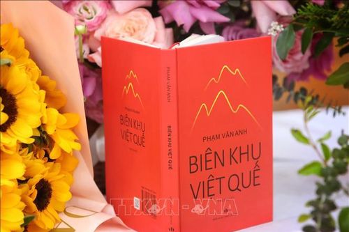 Bắc Giang: Ra mắt tiểu thuyết 'Biên khu Việt Quế'