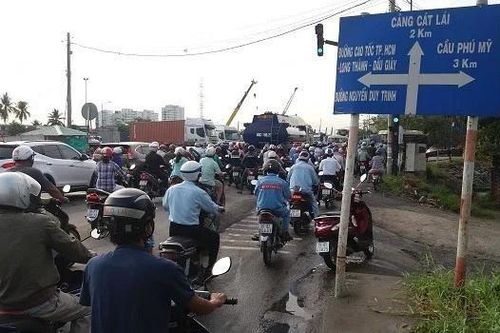 HCMC Invests 2,000 Billion VND in Expanding Road to Cat Lai Port