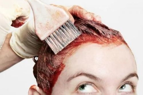 Mẹo tẩy vết thuốc nhuộm tóc 'cứng đầu' dính trên da hiệu quả, an toàn
