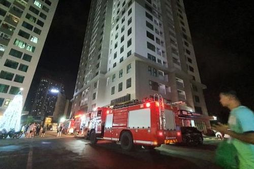 Cháy căn hộ tại tòa nhà Mường Thanh Viễn Triều