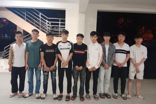 Khởi tố 10 'giang hồ nhí' đại náo hàng loạt tiệm kinh doanh
