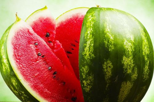 Đừng bỏ qua những lợi ích tuyệt vời này của dưa hấu