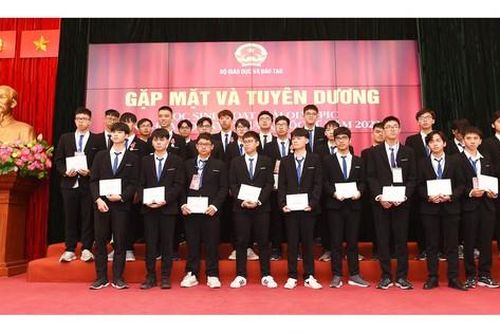 100% thí sinh Việt Nam đoạt giải tại các kỳ thi Olympic khu vực và quốc tế 2023