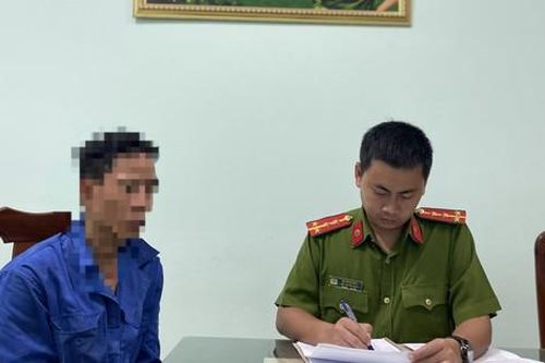 Lấy xe máy của bạn đi cầm đồ rồi báo công an bị cướp