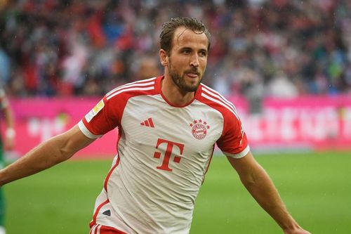 Kane đi vào lịch sử Bundesliga