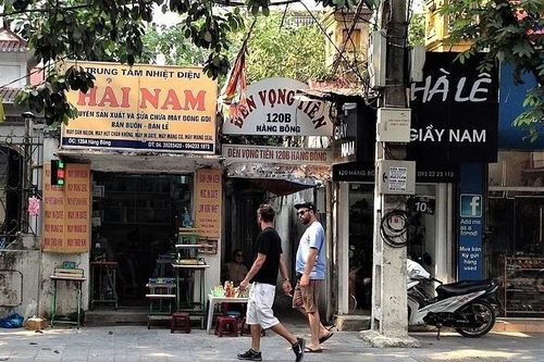 Ngân hàng rao bán nhà phố cổ Hà Nội giảm nửa giá vẫn ế