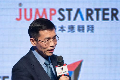 Founder đột ngột qua đời, cổ phiếu hãng AI top đầu Trung Quốc lao dốc