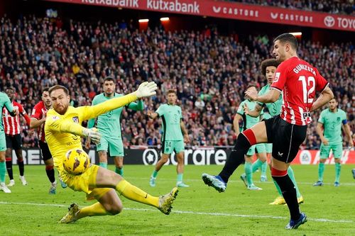 Trong ngày Simeone bất lực, Bilbao nuốt chửng Atletico
