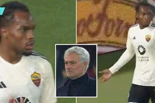 Mourinho khiến ngôi sao đồng hương 'ngơ ngác' vì pha thay người khó hiểu