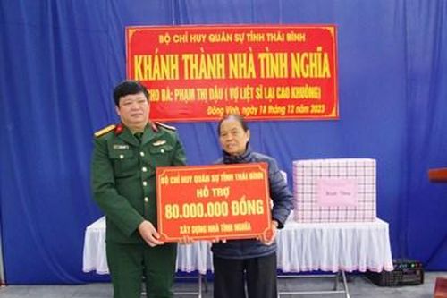 Bộ Chỉ huy Quân sự tỉnh Thái Bình bàn giao nhà tình nghĩa tặng gia chính sách