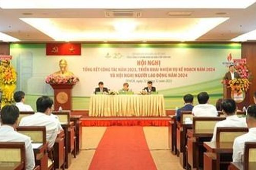 PVFCCo đoàn kết, nỗ lực để vượt qua khó khăn, bước vào giai đoạn phát triển mới