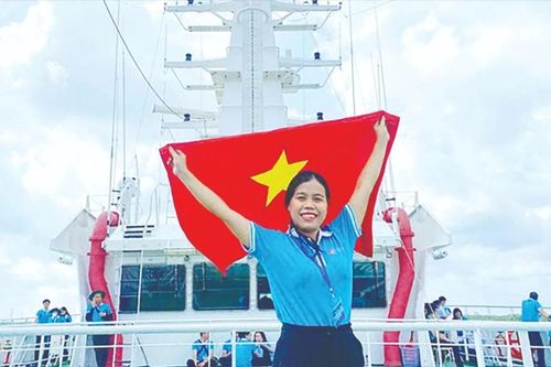 Chào mừng Đại hội đại biểu toàn quốc Hội Sinh viên Việt Nam lần thứ XI nhiệm kỳ 2023-2028: Không ngừng nỗ lực học tập và cống hiến