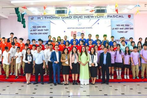 Có một trường tư thục được đánh giá 'chất lượng sánh ngang trường chuyên'