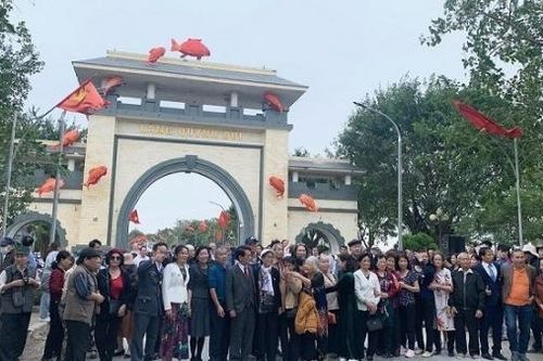 Ra mắt tour du lịch 'Làng cá gỗ - sau ánh hào quang'