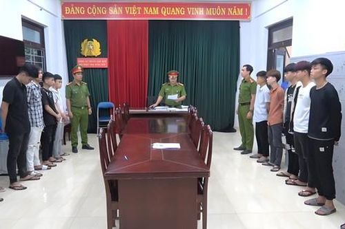 Mang dao, kiếm đi giải quyết mâu thuẫn, nhiều thanh thiếu niên bị khởi tố