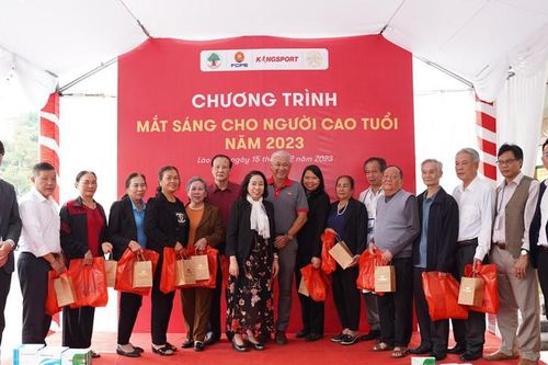 KingSport tài trợ 100% chi phí thay thủy tinh thể cho người cao tuổi Lào Cai