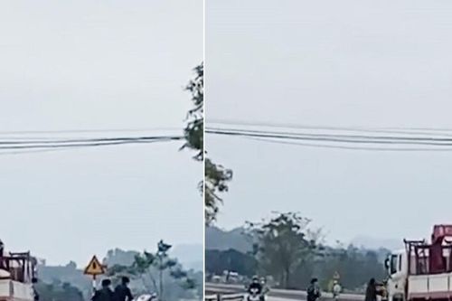 Nhóm thanh niên cầm hung khí đập vỡ kính xe tải trên Quốc lộ