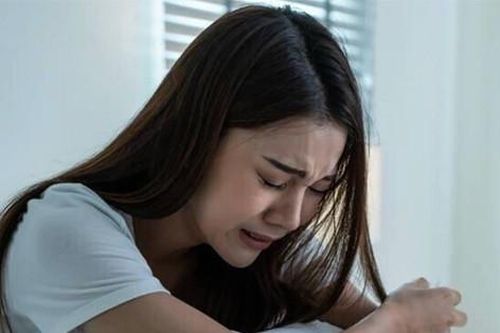 Hai tháng sau ly hôn, vợ sốc khi đối mặt người mới của chồng