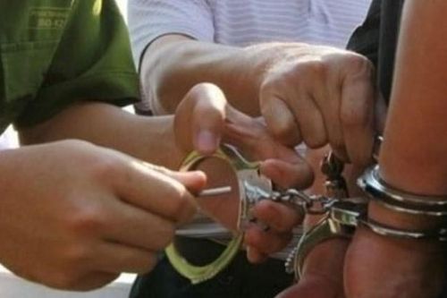 Cựu phó phòng chi nhánh ngân hàng chiếm đoạt hơn 7 tỷ đồng bị bắt