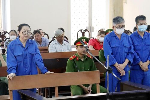 'Trùm' buôn lậu Mười Tường tiếp tục lĩnh 19 năm tù