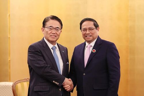Thủ tướng Phạm Minh Chính tiếp thống đốc 5 tỉnh của Nhật Bản