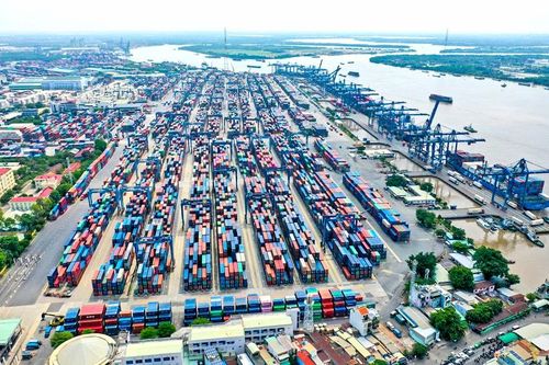 Vượt 'gió ngược' 2023 và 3 kịch bản tăng trưởng kinh tế 2024