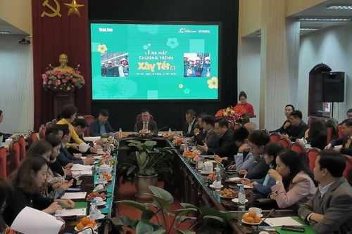 Chương trình 'Xây Tết 2024' đem hương vị Tết cổ truyền đến các công trường