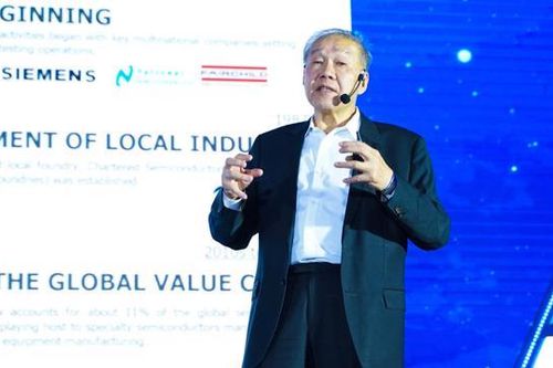 Nhiều chuyên gia khoa học hàng đầu thế giới về bán dẫn quy tụ tại Việt Nam