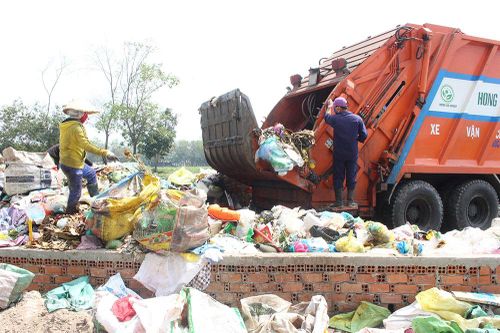 Băn khoăn việc đầu tư nhiều trạm trung chuyển rác thải