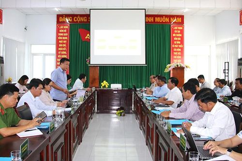 Triển khai hiệu quả Đề án bảo tồn và phát triển Sếu đầu đỏ Vườn Quốc gia Tràm Chim