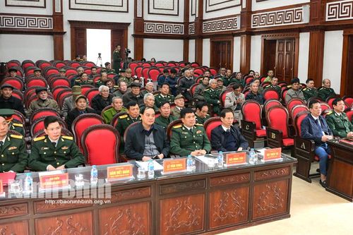 Hoa Lư gặp mặt cán bộ quân đội nghỉ hưu, nghỉ công tác nhân kỷ niệm ngày thành lập Quân đội nhân dân Việt Nam