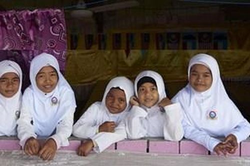 Malaysia: 30% trẻ em thấp còi do chế độ ăn uống không lành mạnh