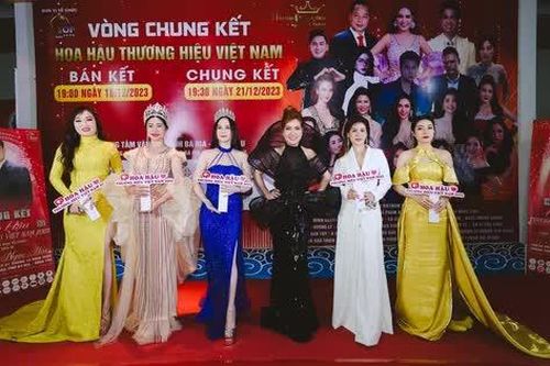 Bà Rịa - Vũng Tàu: Dàn Hoa hậu, Á hậu rạng rỡ tại thảm đỏ cuộc thi nhan sắc