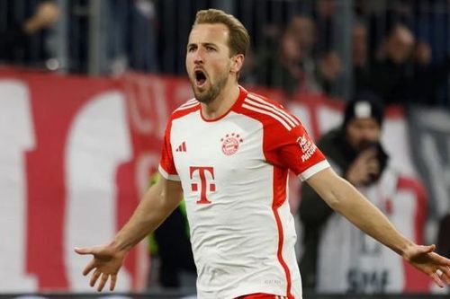Harry Kane ghi tên mình vào lịch sử Bundesliga
