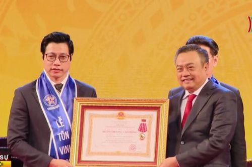 Hơn 100 doanh nhân, doanh nghiệp Thăng Long được tôn vinh