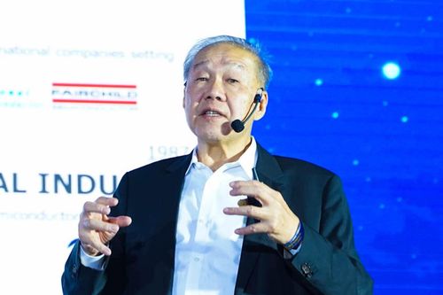 Cuộc đua công nghệ bán dẫn toàn cầu: Tiền và con người là yếu tố tiên quyết