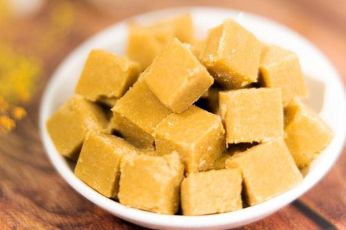 Bánh đậu xanh thì ai cũng biết, nhưng cách ăn độc lạ này thì không phải ai cũng hay