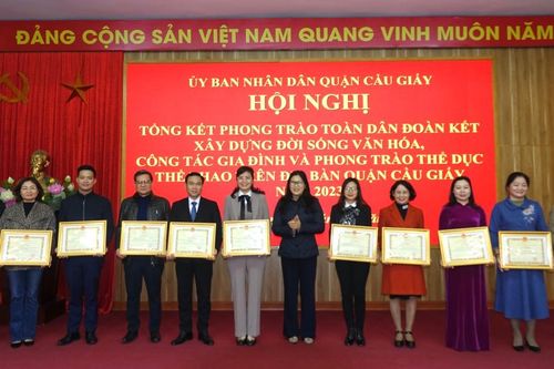Cầu Giấy: Tổng kết phong trào 'Toàn dân đoàn kết xây dựng đời sống văn hóa'