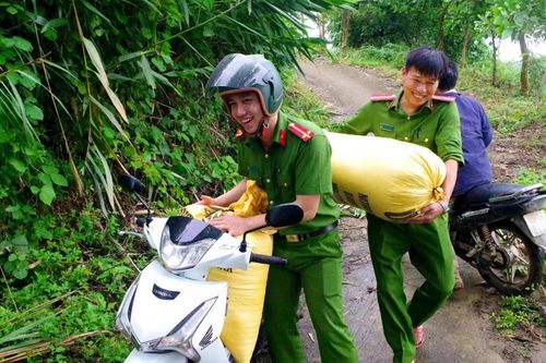 Công an xã chính quy là thế