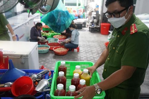 Phát hiện cơ sở sản xuất trà trái cây chưa đảm bảo an toàn tại Đà Nẵng