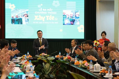Mang mùa Xuân đến người lao động