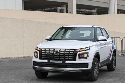 Cập nhật bảng giá lăn bánh Hyundai Venue vừa ra mắt